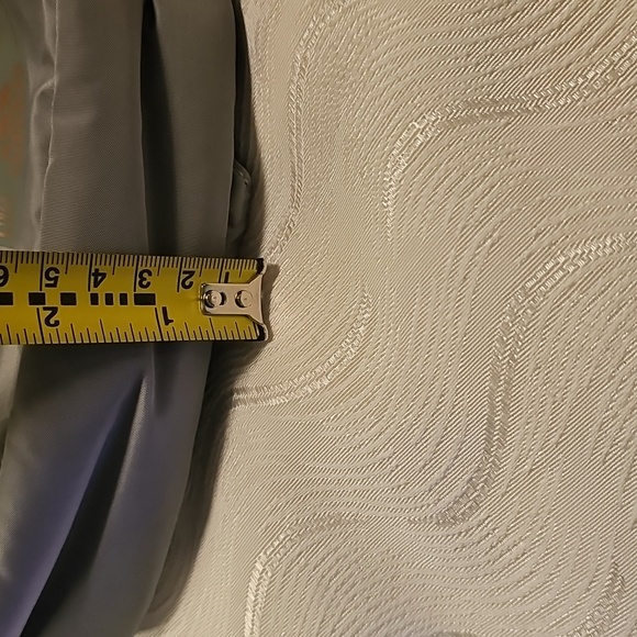 Adidad Essentials 2  sling crossbody silver green new w/ tags - Picture 10 of 10